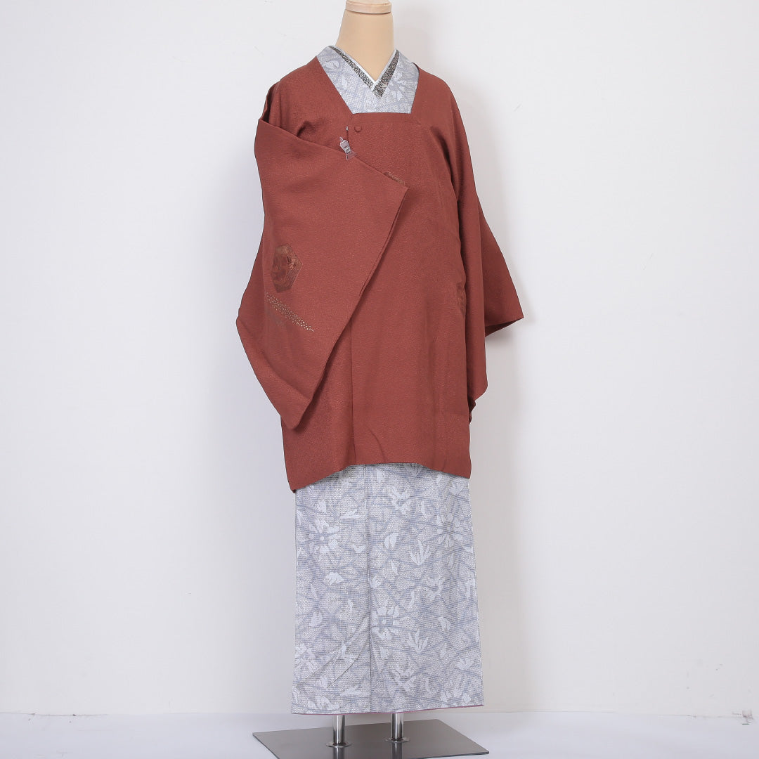 道行コート 袷 身丈91cm 裄丈67cm 正絹 Sランク セミフォーマル Lサイズ 金彩 蘇州刺繍 汕頭刺繍 雲 菊 茶系 RP 1237-05898