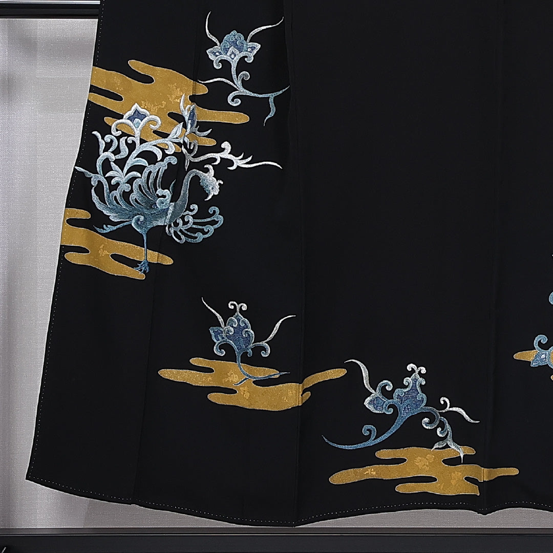 黒留袖 五つ紋 剣片喰 身丈150cm 裄丈61.5cm Aランク 正絹 袷 比翼 広衿 S 蘇州刺繍 鳳凰 エ霞 フォーマル 黒系 1211-F0303