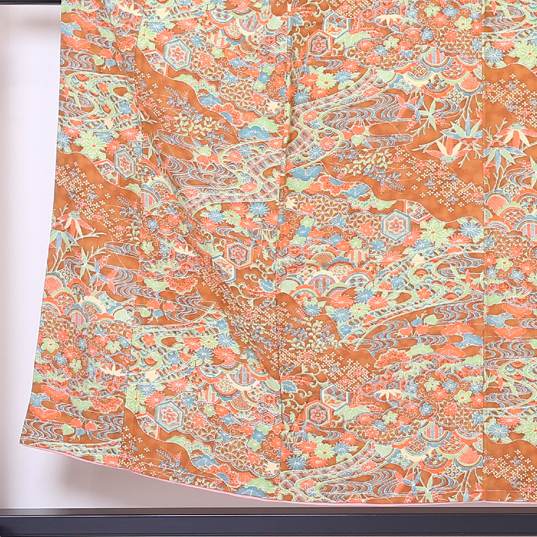 新古品 小紋 袷 身丈153cm 裄丈62cm 正絹 Nランク Sサイズ バチ衿 インフォーマル ちりめん 吉祥文様 桐 しつけ糸 茶系 1215-01890