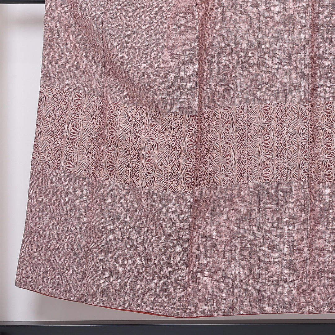 付下げ(お召) 袷 身丈151cm 裄丈61cm 正絹 Sランク Sサイズ 広衿 インフォーマル 有職文様 赤系 ピンク系 1261-03201