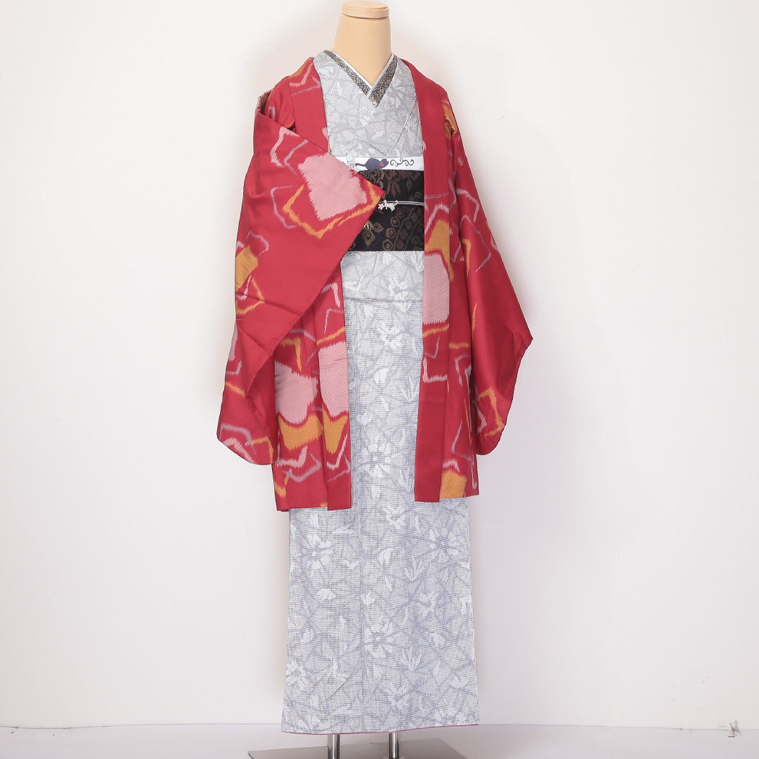 洗える着物 羽織 袷 身丈93cm 裄丈61cm ポリエステル Bランク カジュアル Sサイズ 絣柄 赤系 HP 1232-06124