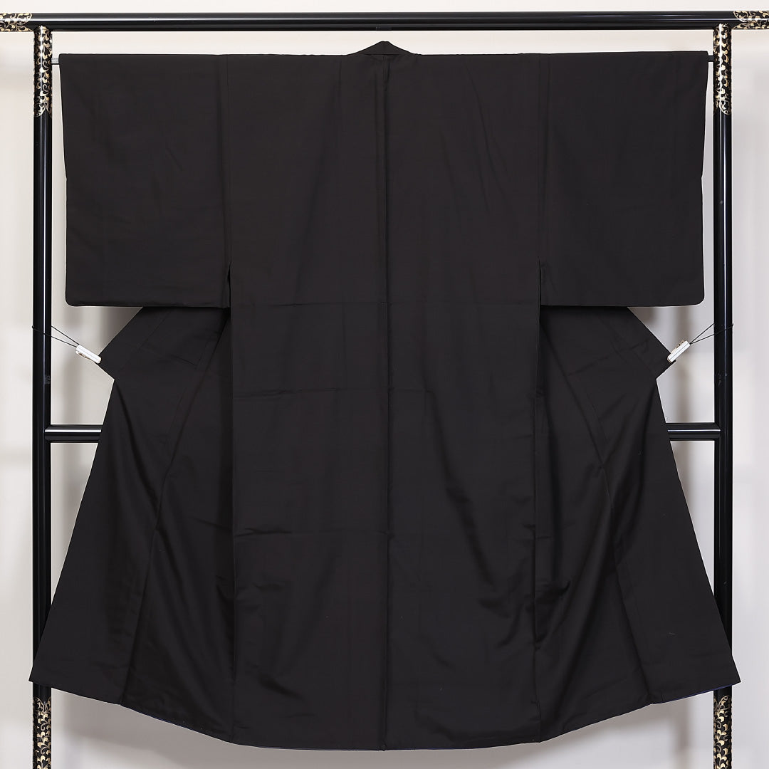 着物 付け下げ 正絹 裄丈70 黒色 ブラック 蘭 やまと謹製 ２Ｌ MWR 着物】ウールシルク 無地染め 黒 | カジュアル着物 | やまとオンライン