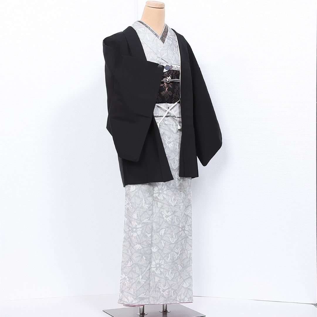 黒羽織 袷 身丈78cm 裄丈64cm 正絹 Aランク インフォーマル Mサイズ 紐あり 桜 柏 黒系 RP 1233-11132