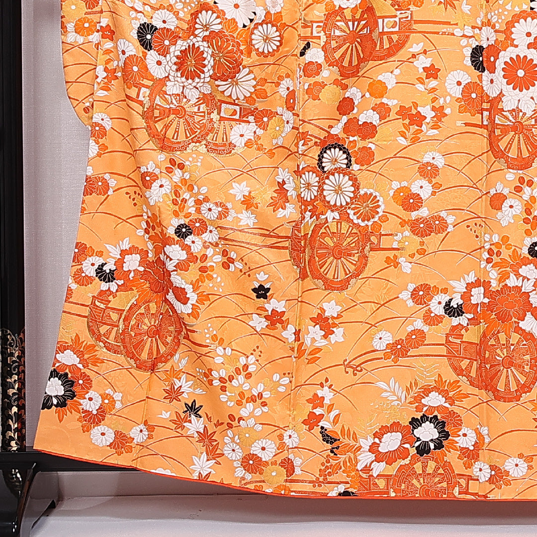 振袖 身丈160cm 裄丈64cm 袷 正絹 Sランク 広衿 花車 牡丹 紅葉 菊 芝草 金駒刺繍 1213-F0393