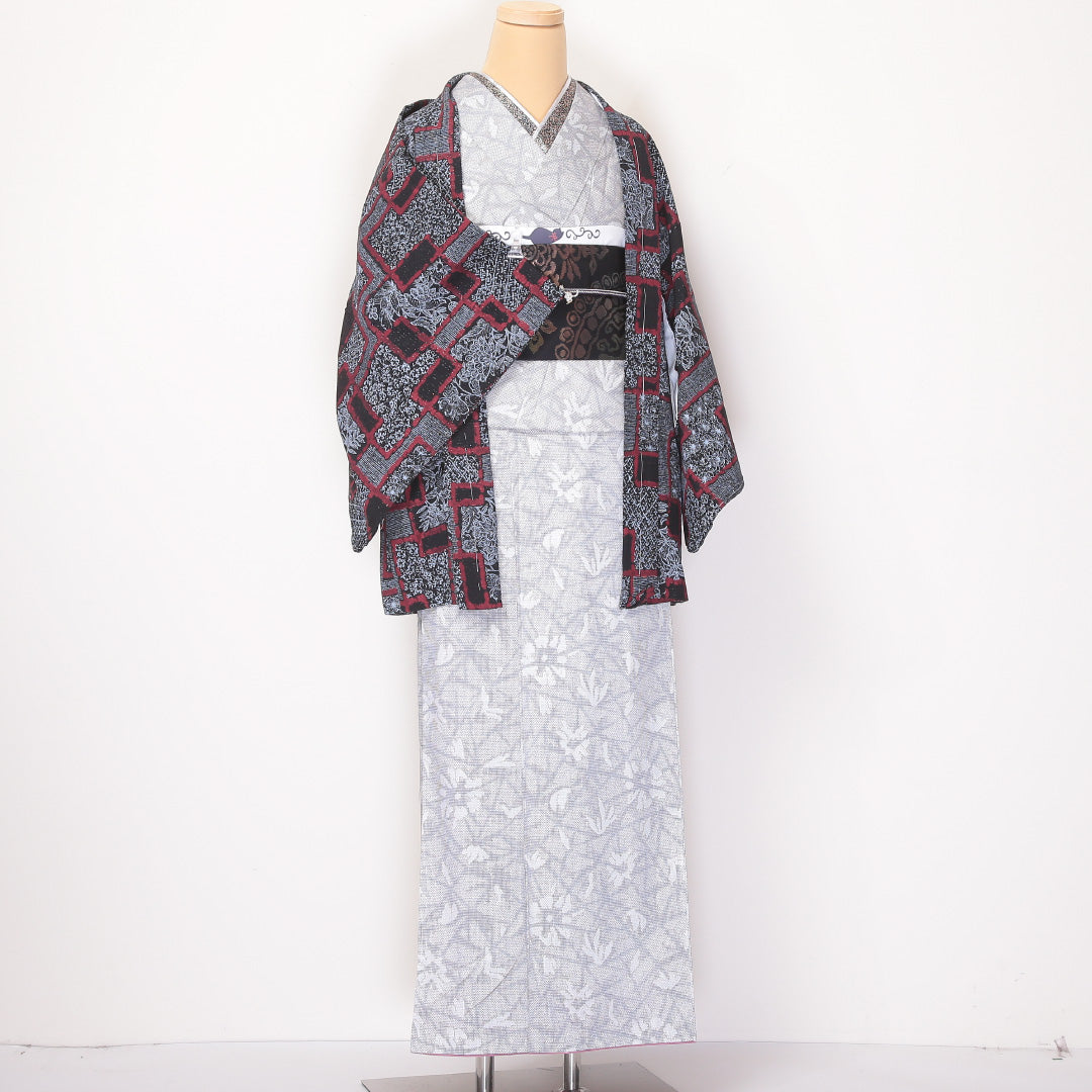 羽織 身丈78cm 裄丈65cm M 正絹 ラメ 四角繋ぎ 植物柄 しつけ糸 黒系 Sランク 1217-00816