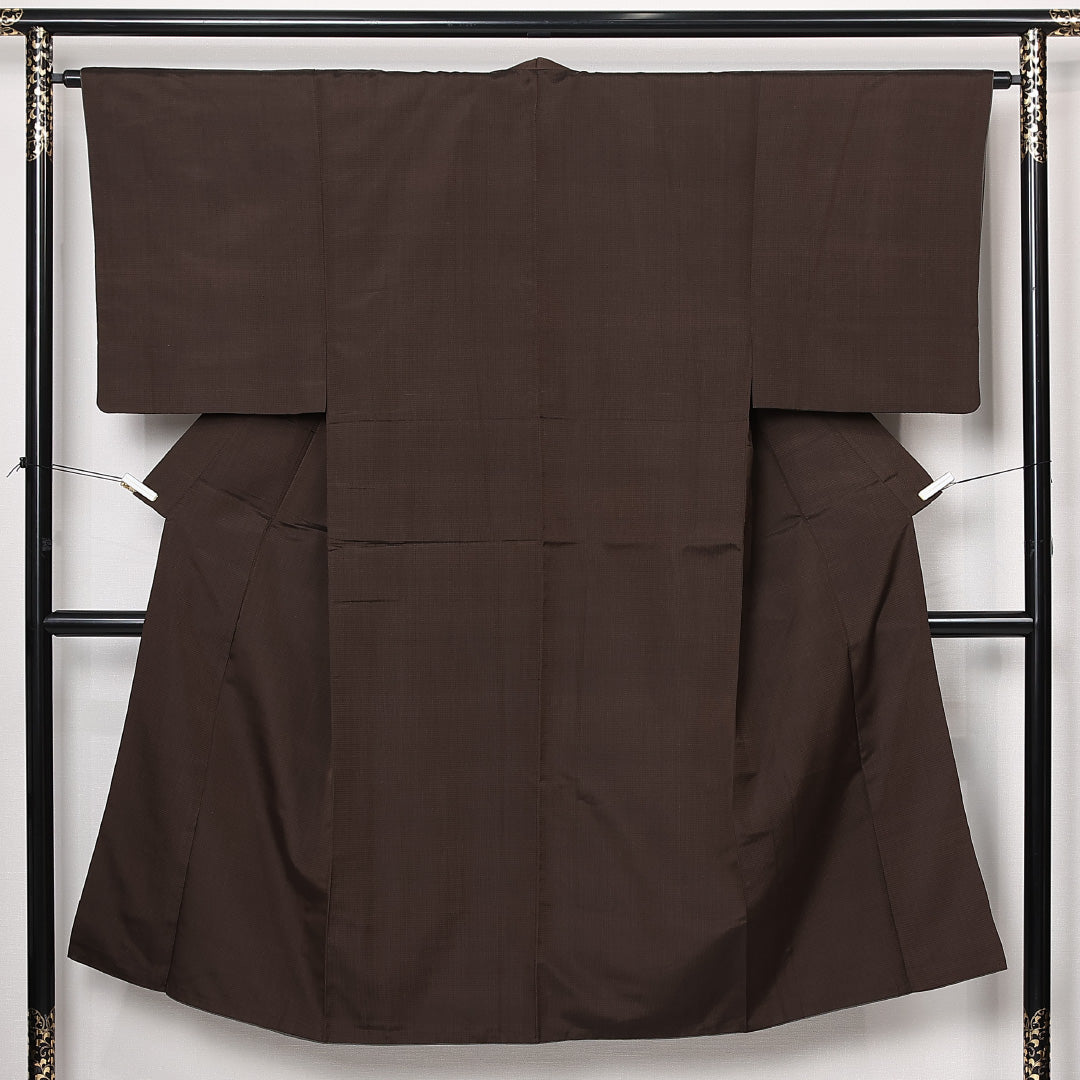 男着物 (本塩沢) 袷 身丈138cm 裄丈64cm 正絹 Aランク カジュアル 棒衿 Sサイズ お召 格子絣 茶系 RP 1224-13100