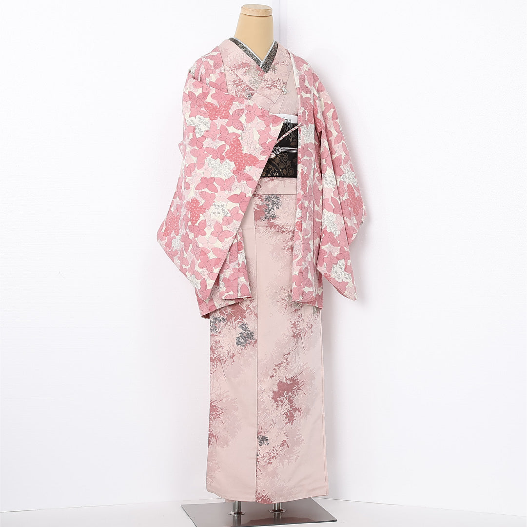 洗える着物 羽織 単衣 身丈88cm 裄丈63cm ポリエステル Sランク カジュアル Sサイズ 紐あり 蝶 花柄 ピンク系 RP 1232-12521