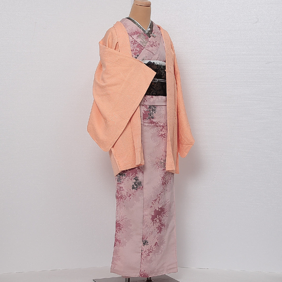 未使用品 羽織 袷 身丈83cm 裄丈64cm 正絹 Nランク 一つ紋 (剣片喰) 紋意匠 (創作柄) セミフォーマル Mサイズ ふくれ織 しつけ糸 クリーム系 RP 1232-13795