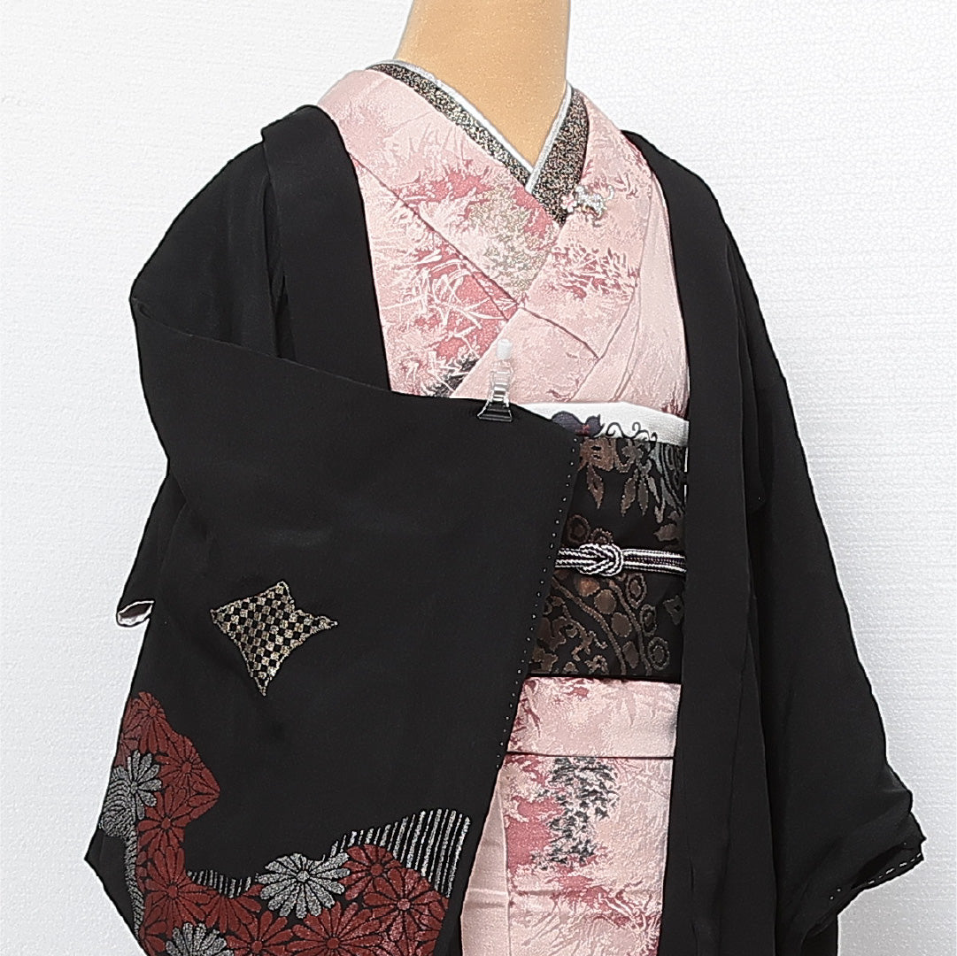 黒羽織 袷 身丈79cm 裄丈62cm 正絹 Aランク 一つ紋 (丸に片喰) セミフォーマル Sサイズ 菊 黒系 HP 1233-13786