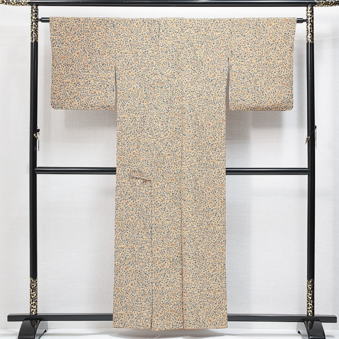 小紋 袷 身丈157cm 裄丈64cm 正絹 Sランク インフォーマル 広衿 Mサイズ 唐草 植物柄 ベージュ系 RP 1221-14865