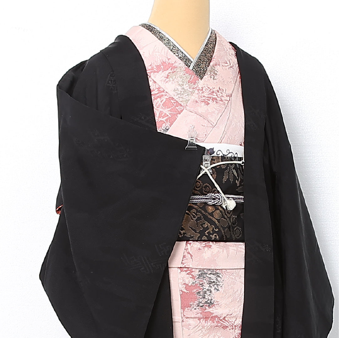 黒羽織 袷 身丈82cm 裄丈61cm 正絹 Cランク 一つ紋 (五三桐) セミフォーマル Sサイズ 紐あり 紗綾型 黒系 LP 1233-12755