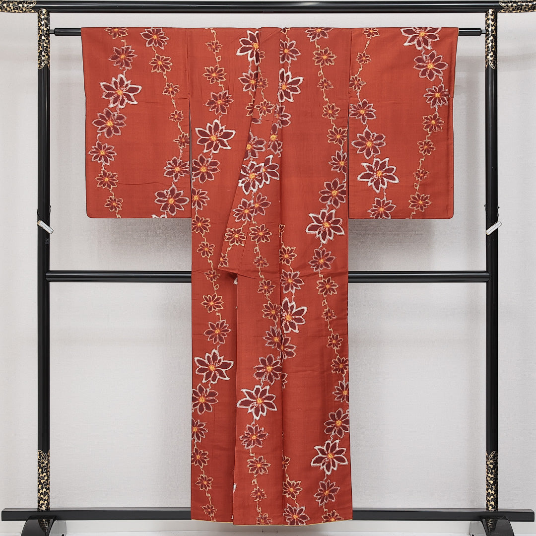アンティーク 紬 袷 身丈154cm 裄丈65cm 正絹 Aランク バチ衿 Sサイズ 花柄 可憐 大正ロマン 朱系 HP 1223-14420