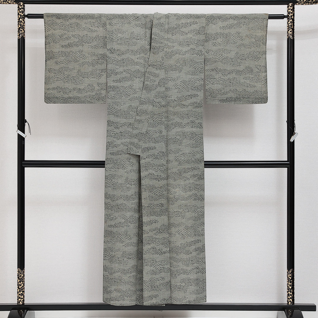 アンティーク 紬 夏物 洗える着物 身丈150cm 裄丈59cm Cランク 麻 バチ衿 Sサイズ 創作柄 上布 素朴 淡い 緑系 グレー系 1216-14279