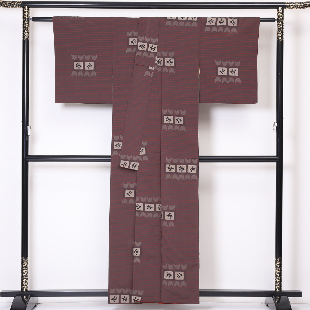 紬 袷 身丈158cm 裄丈64cm 正絹 Aランク カジュアル 広衿 Mサイズ 創作柄 茶系 RP 1223-03273