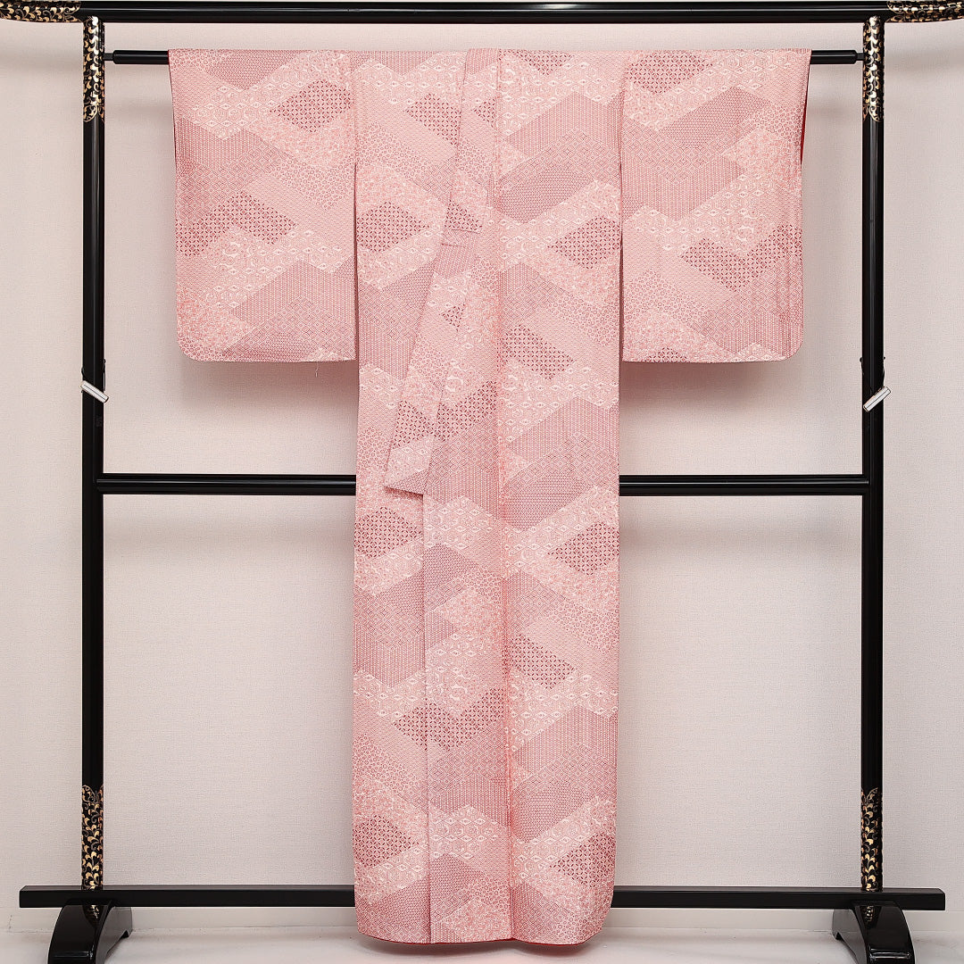 江戸小紋 袷 身丈159cm 裄丈64cm Sランク 正絹 バチ衿 Mサイズ インフォーマル 寄せ柄 レトロ 華やか 赤系 朱系 1262-14167