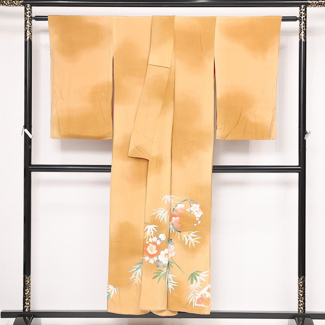 アンティーク 付下げ 袷 錦紗 身丈151cm 裄丈62cm Bランク 正絹 広衿 Sサイズ ぼかし染 梅 笹 古典的 しとやか ベージュ系 茶系 1261-13518