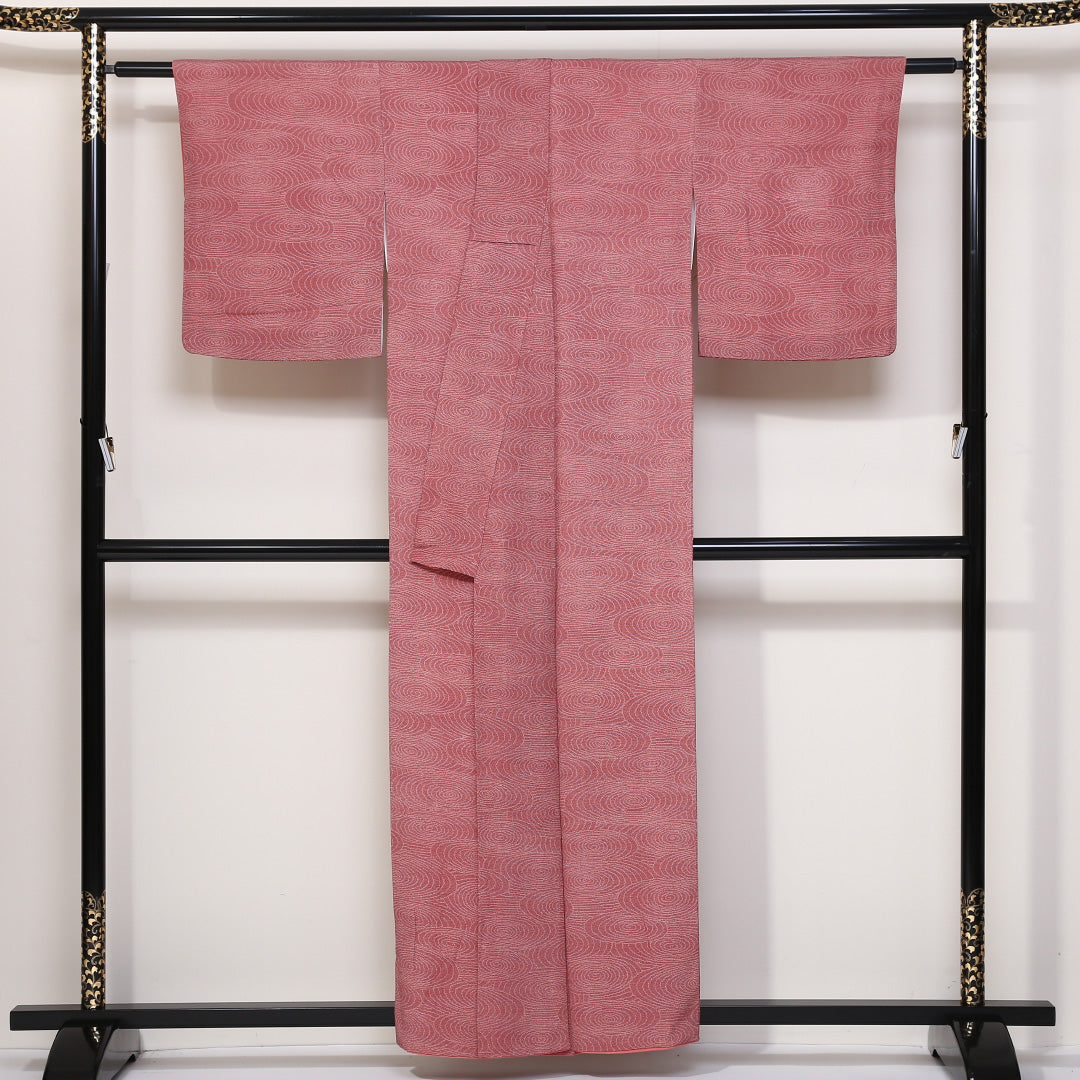 小紋 袷 身丈158cm 裄丈64cm 正絹 Sランク インフォーマル 広衿 Mサイズ 観世水 ピンク系 RP 1221-03115