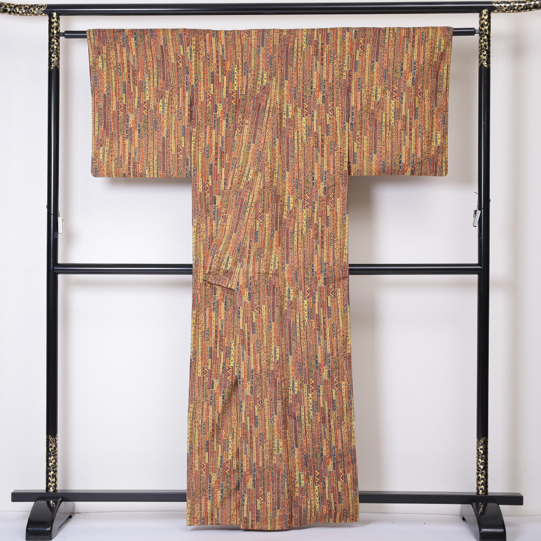 小紋 袷 身丈161cm 裄丈64cm 正絹 Aランク インフォーマル 広衿 Lサイズ 創作柄 黄系 HP 1221-01848