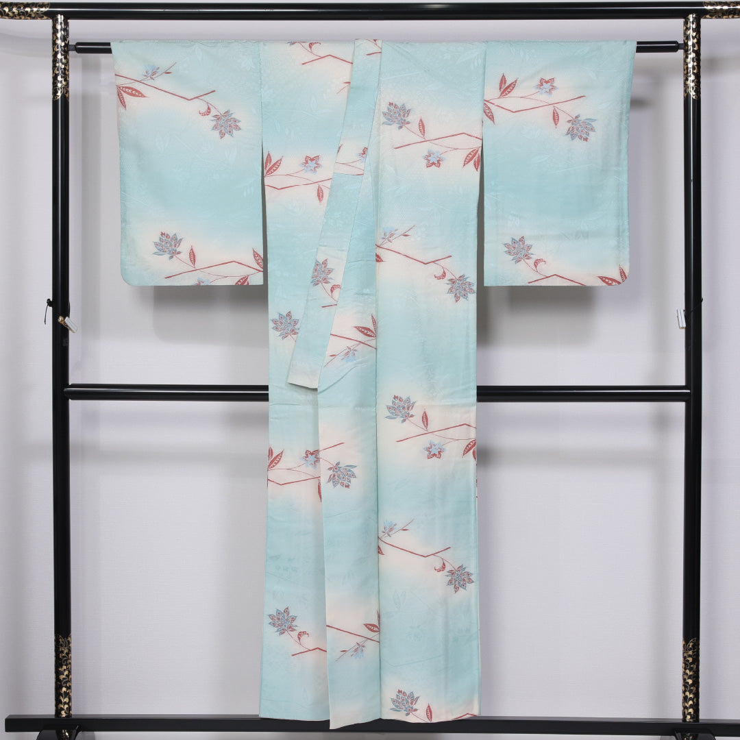 アンティーク お召 袷 身丈150cm 裄丈64cm 正絹 Bランク 広衿 Sサイズ ぼかし染 唐華 水色系 M4 1222-11418