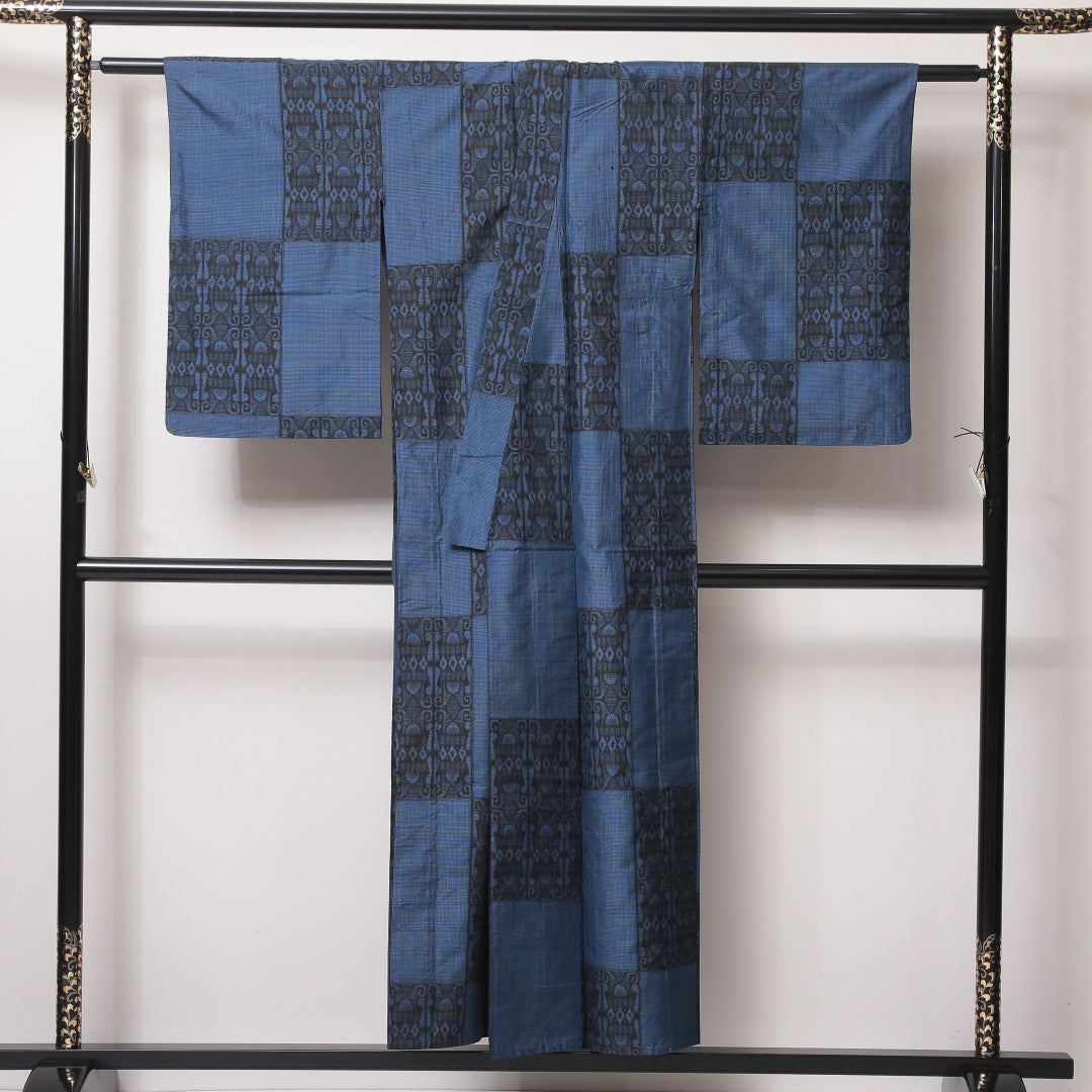 紬 単衣 身丈151cm 裄丈62cm 正絹 Bランク Sサイズ バチ衿 カジュアル 市松 青系 1216-03505