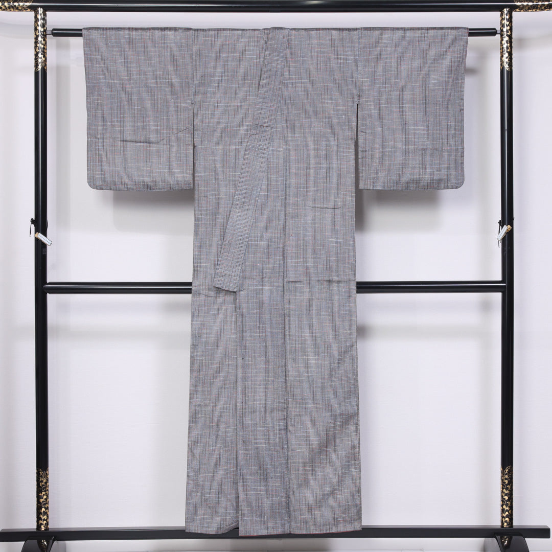 真綿紬 袷 身丈151cm 裄丈62cm 正絹 Bランク カジュアル 広衿 Sサイズ 格子 グレー系 M4 1223-11499