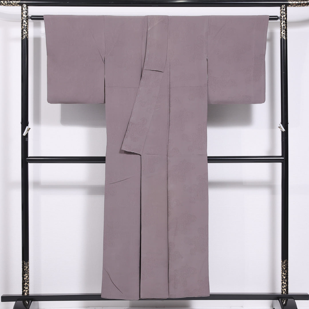 色無地 袷 身丈154cm 裄丈62cm 正絹 Cランク 三つ紋 (五三桐) 紋意匠 (創作柄) セミフォーマル 広衿 Sサイズ 無地 紫系 HP 1219-11551