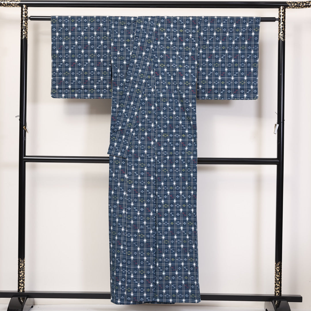 紬 単衣 身丈156cm 裄丈64cm 正絹 Sランク カジュアル 広衿 Mサイズ 格子 十字絣 青系 RP 1223-03637