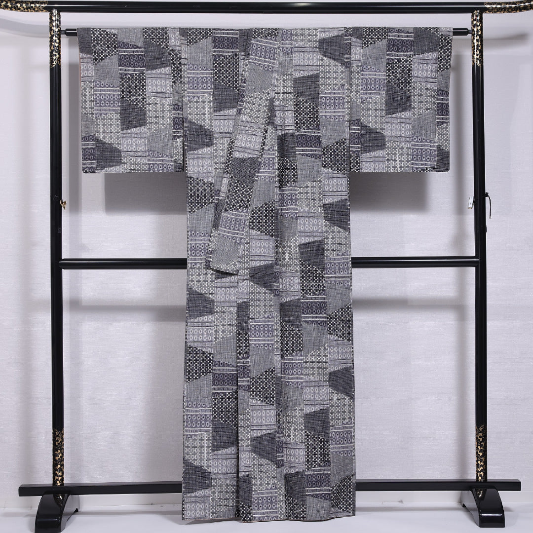 紬 袷 身丈161cm 裄丈65cm 正絹 Cランク カジュアル 広衿 Lサイズ 創作柄 グレー系 LP 1223-11870