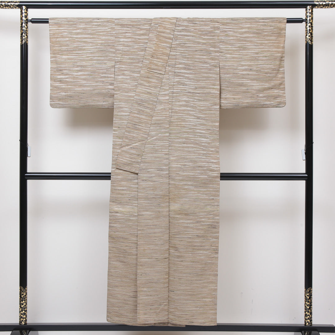 紬 単衣 身丈150cm 裄丈62cm 正絹 Sランク カジュアル 広衿 Sサイズ 無地 上品 優しい クリーム系 RP 1223-02899
