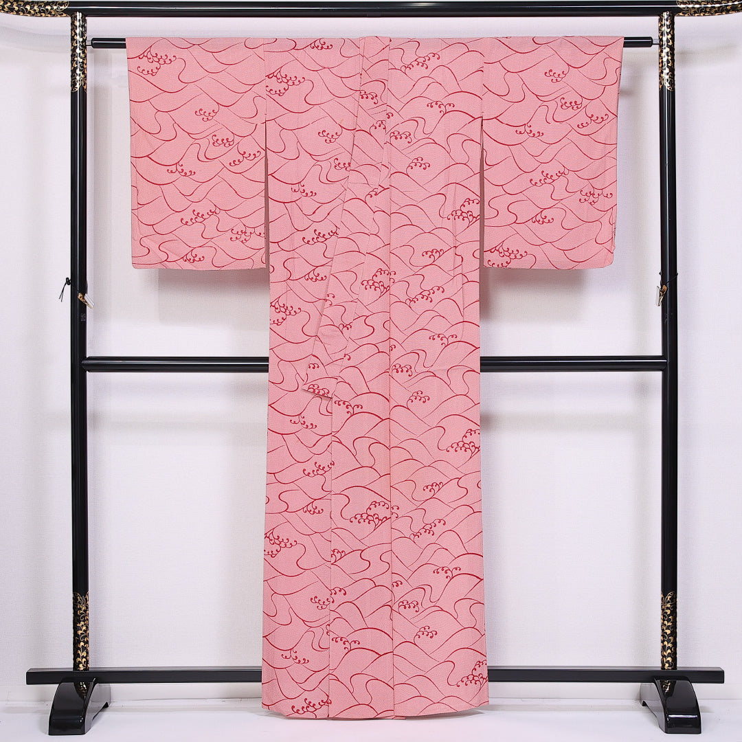 夏物 小紋 夏物 身丈162cm 裄丈63cm 正絹 Cランク インフォーマル バチ衿 Lサイズ 波頭 ピンク系 RP 1221-11033