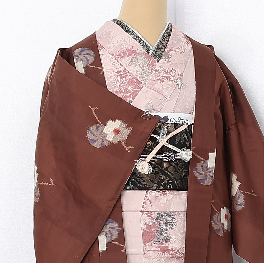 アンティーク 羽織 (銘仙) 袷 身丈89cm 裄丈61cm 正絹 Bランク Sサイズ 紐あり 創作柄 茶系 M4 1232-12516