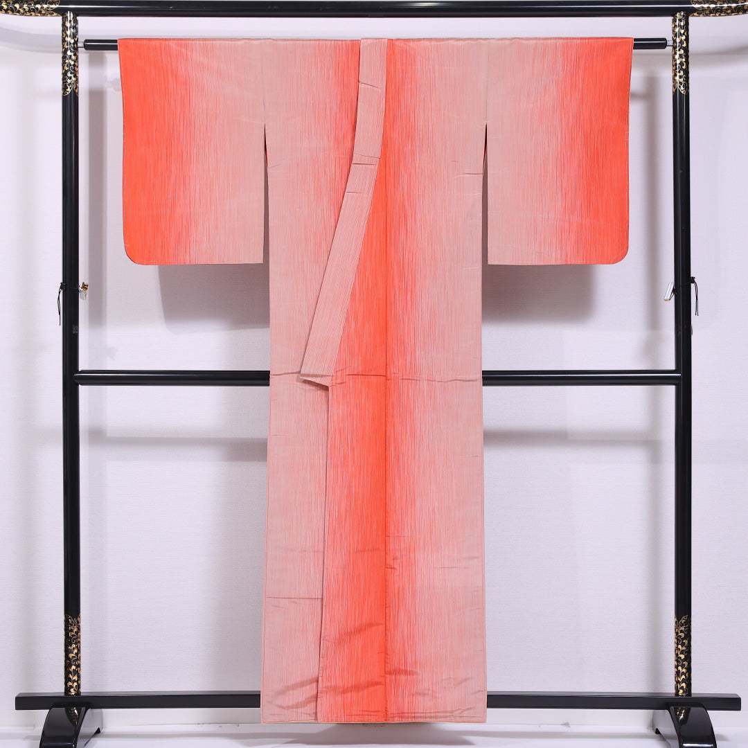 アンティーク 紬 袷 身丈155cm 裄丈64cm 正絹 Aランク バチ衿 Mサイズ 創作柄 素朴 優しい 朱系 M4 1223-11807