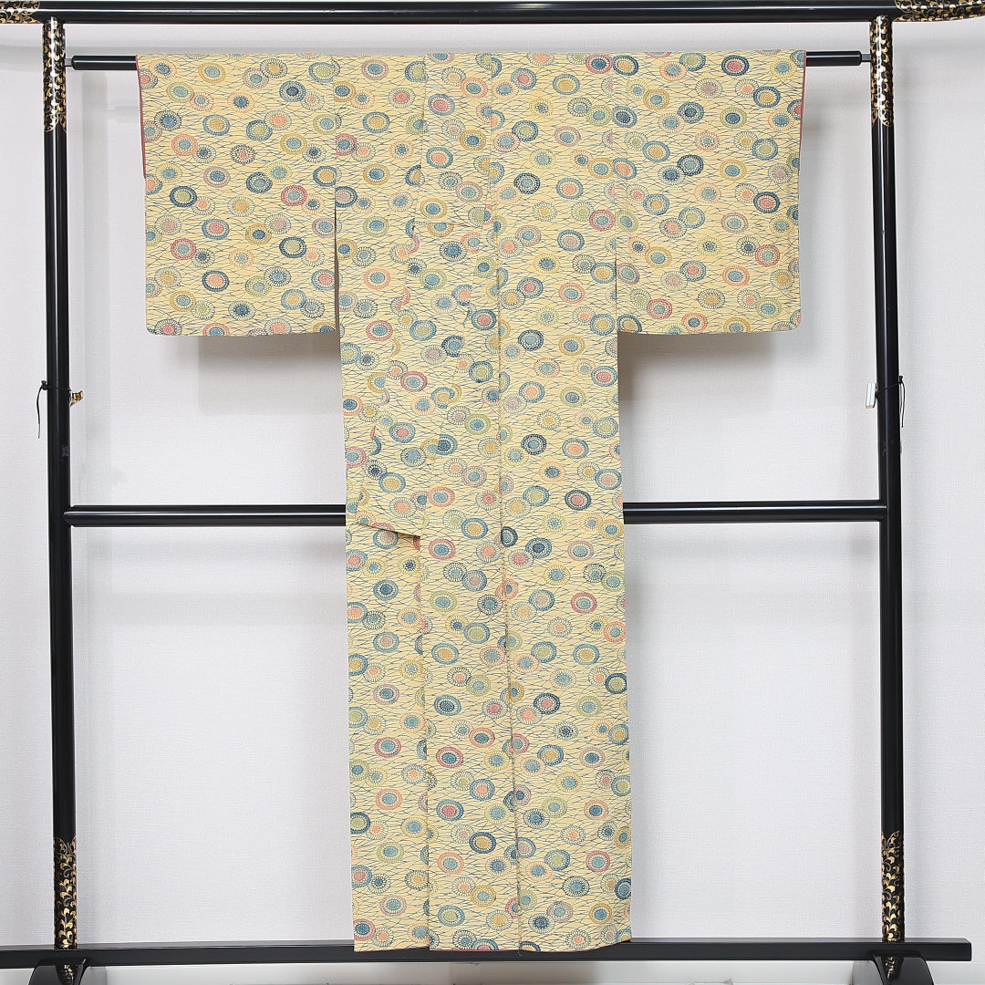小紋 袷 身丈148cm 裄丈60cm 正絹 Bランク インフォーマル 広衿 XSサイズ 芝草 菊 黄系 HP 1221-11965