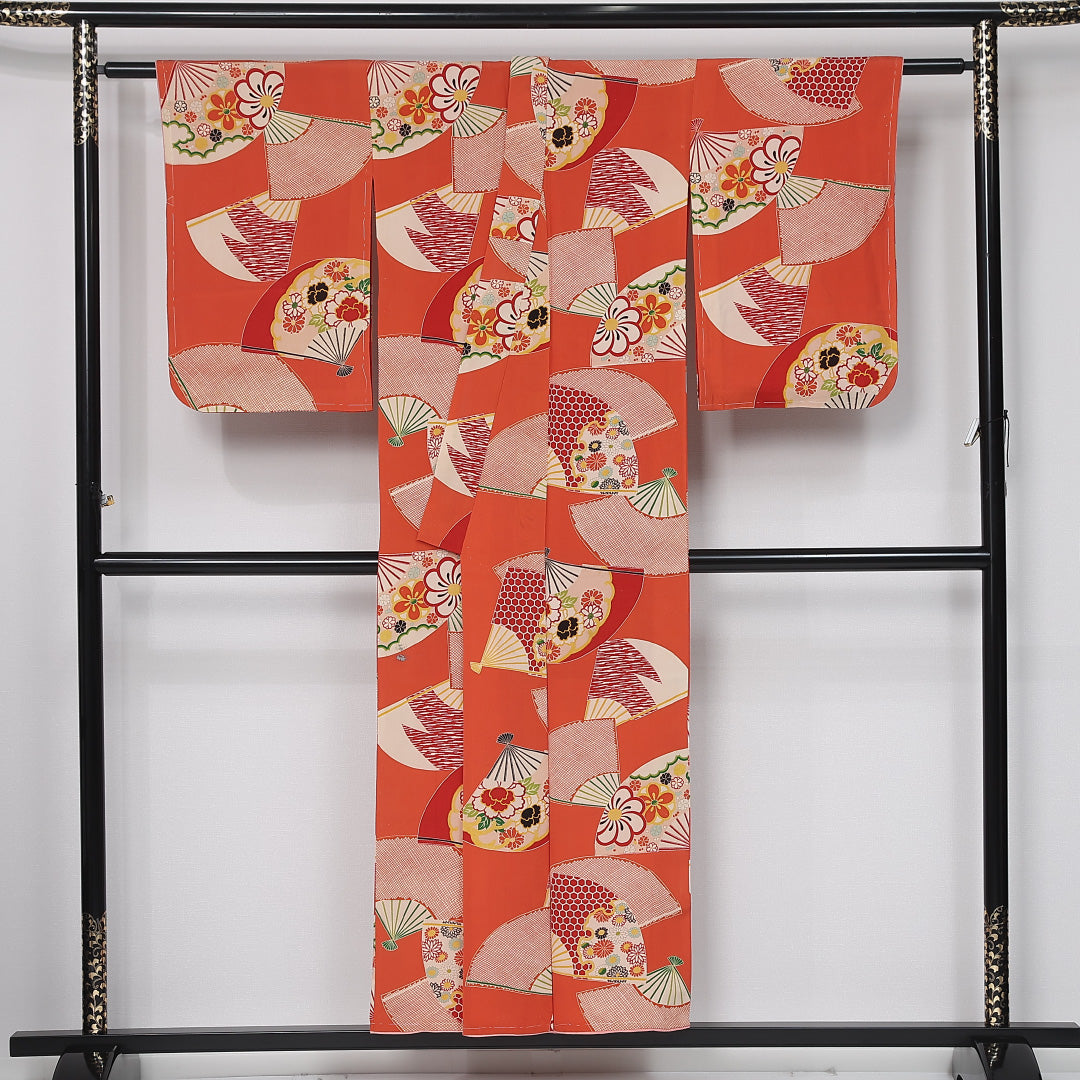 アンティーク 小紋 (錦紗) 袷 身丈151cm 裄丈64cm 正絹 Aランク バチ衿 Sサイズ 扇 亀甲 花柄 朱系 M4 1221-12022
