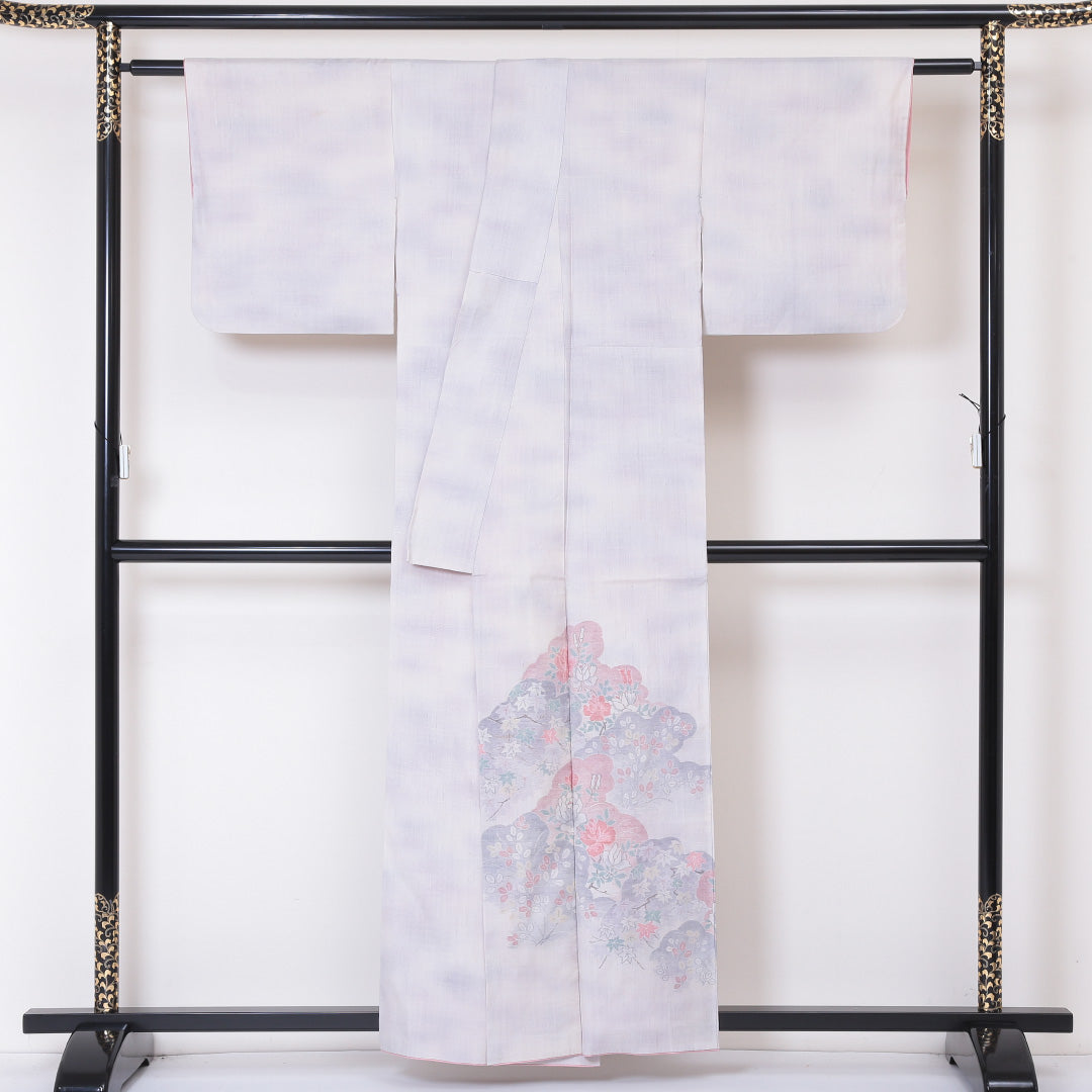 訪問着 (牛首紬) 袷 身丈157cm 裄丈63cm 正絹 Bランク 一つ紋 (片喰) インフォーマル 広衿 Mサイズ ぼかし染 遠山 牡丹 萩 紫系 M4 1217-03223