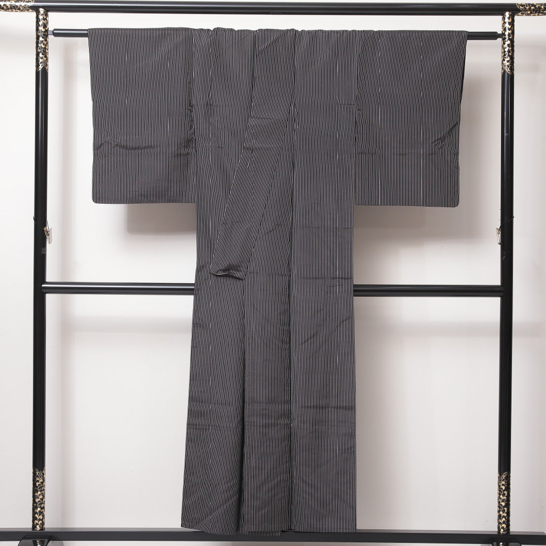 お召 夏物 夏物 身丈151cm 裄丈61cm 正絹 Sランク Sサイズ 広衿 インフォーマル 居敷当て 肩当て 縞 茶系 1265-02201