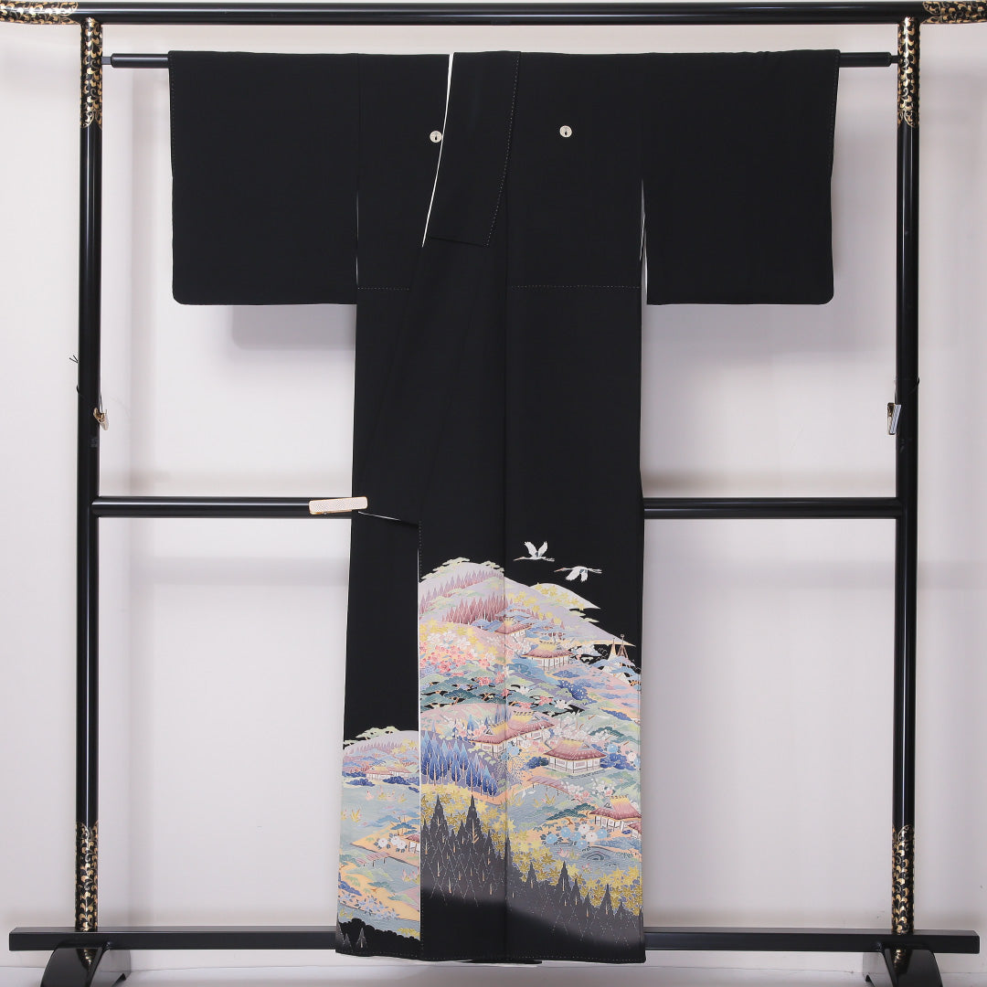 黒留袖 五つ紋 丸に抱き茗荷 身丈154cm 裄丈62cm Aランク 正絹 袷 比翼 広衿 S 作家物 落款 加賀友禅 茶屋辻 フォーマル 黒系 1211-F0256