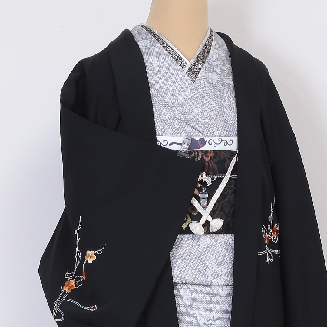 黒羽織 袷 身丈78cm 裄丈64cm 正絹 Sランク インフォーマル Mサイズ 蘇州刺繍 相良刺繍 紐あり 花車 黒系 PO 1233-05877