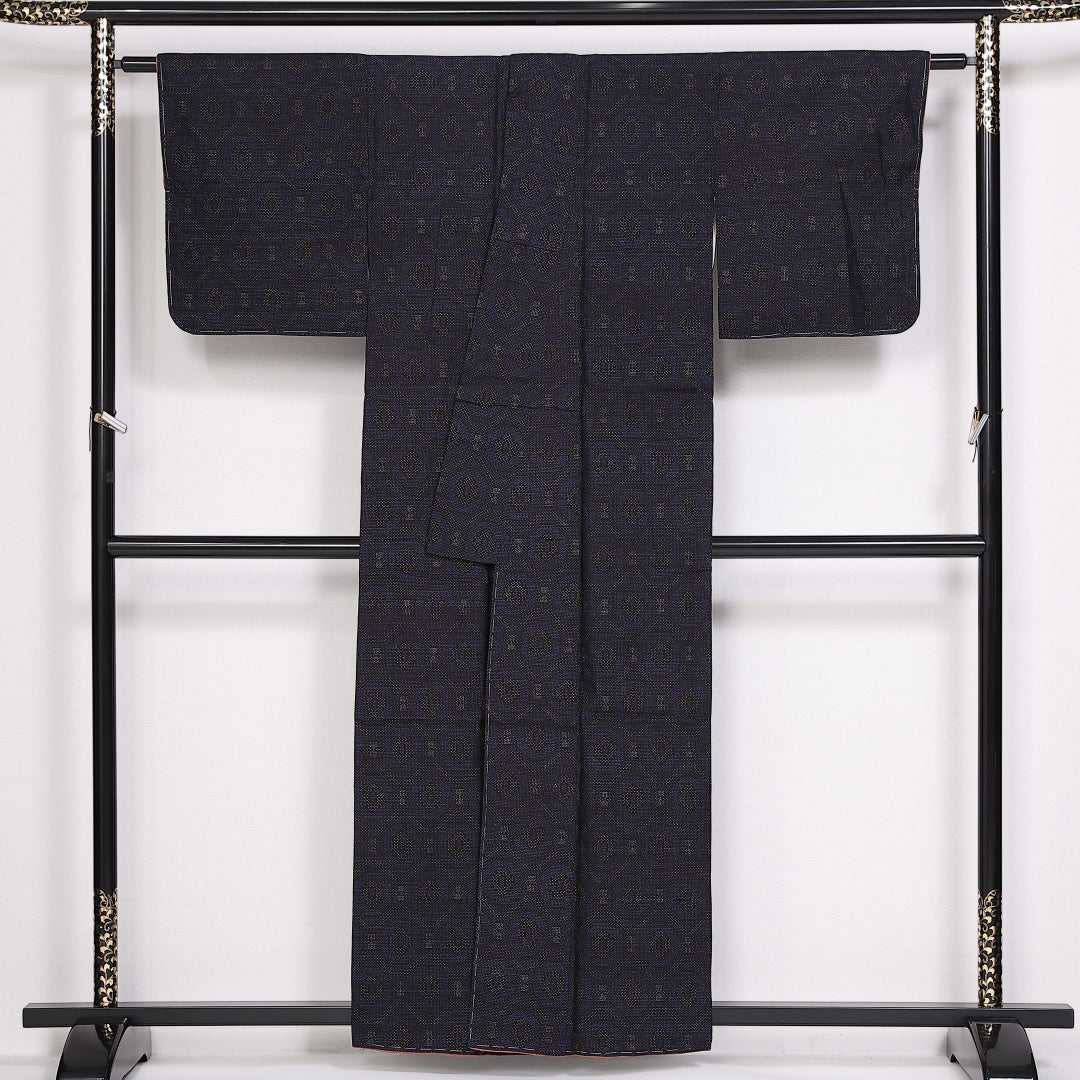 未使用品 紬 身丈158cm 裄丈63cm Sランク 袷 正絹 広衿 蜀江 しつけ糸 1216-10088