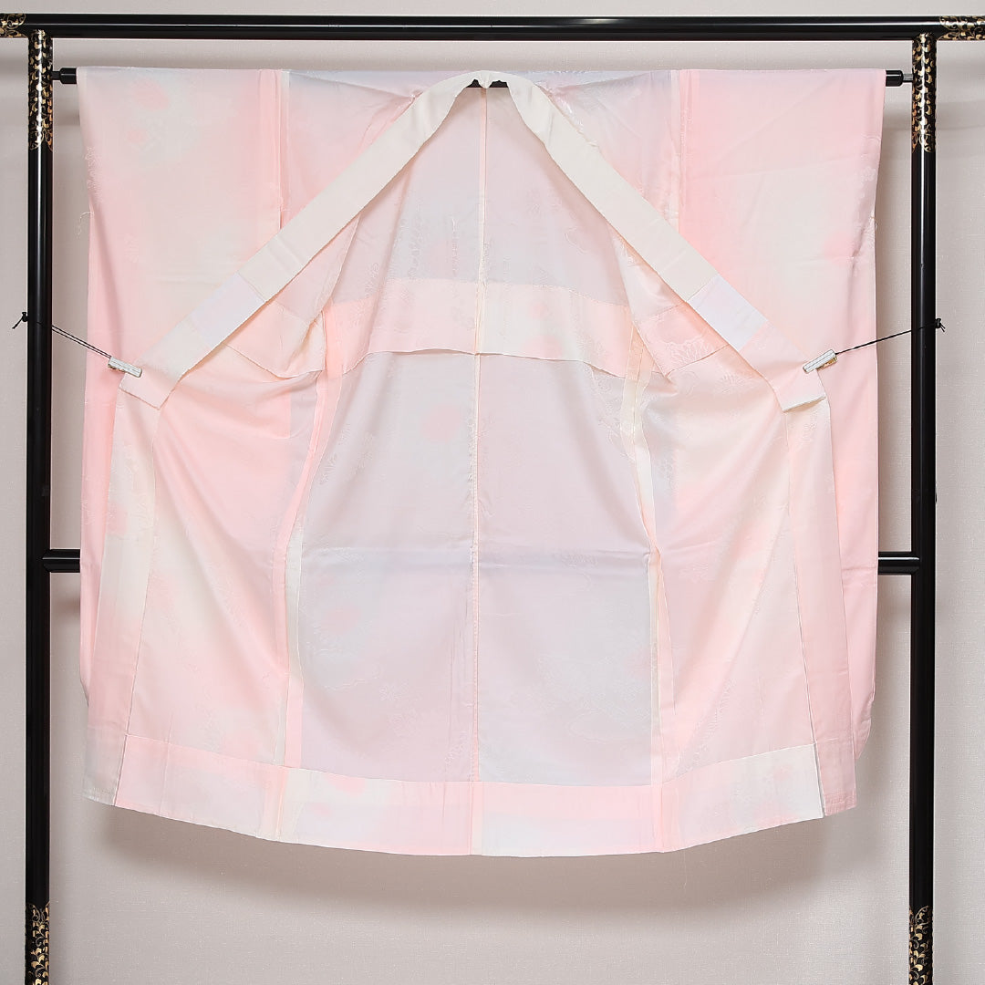 未使用品 洗える着物 振袖用 長襦袢 無双袖 身丈129cm 裄丈63cm ポリエステル Sランク Lサイズ しつけ糸 亀甲 菊 ピンク系 RP 1240-13463