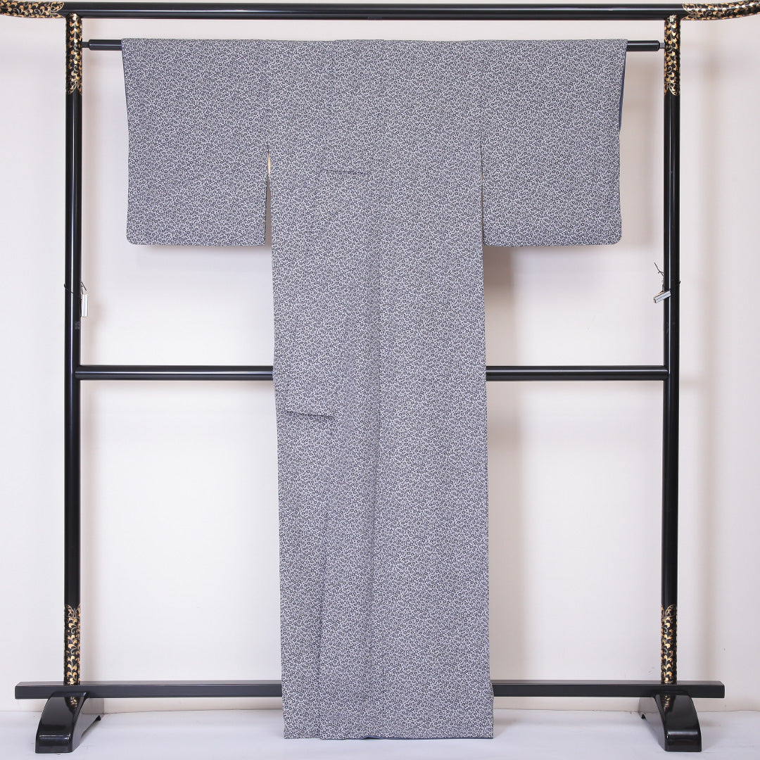 小紋 袷 身丈164cm 裄丈65cm 正絹 Sランク Lサイズ 広衿 インフォーマル 唐草 花柄 グレー系 1215-02129