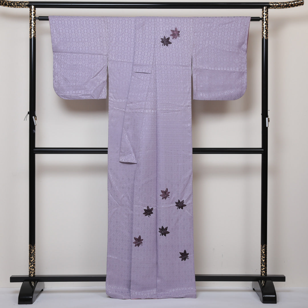 付下げ 袷 身丈165cm 裄丈66cm 正絹 Sランク 紋意匠 (花菱) インフォーマル 広衿 XLサイズ 刺繍 紅葉 紫系 RP 1218-04270