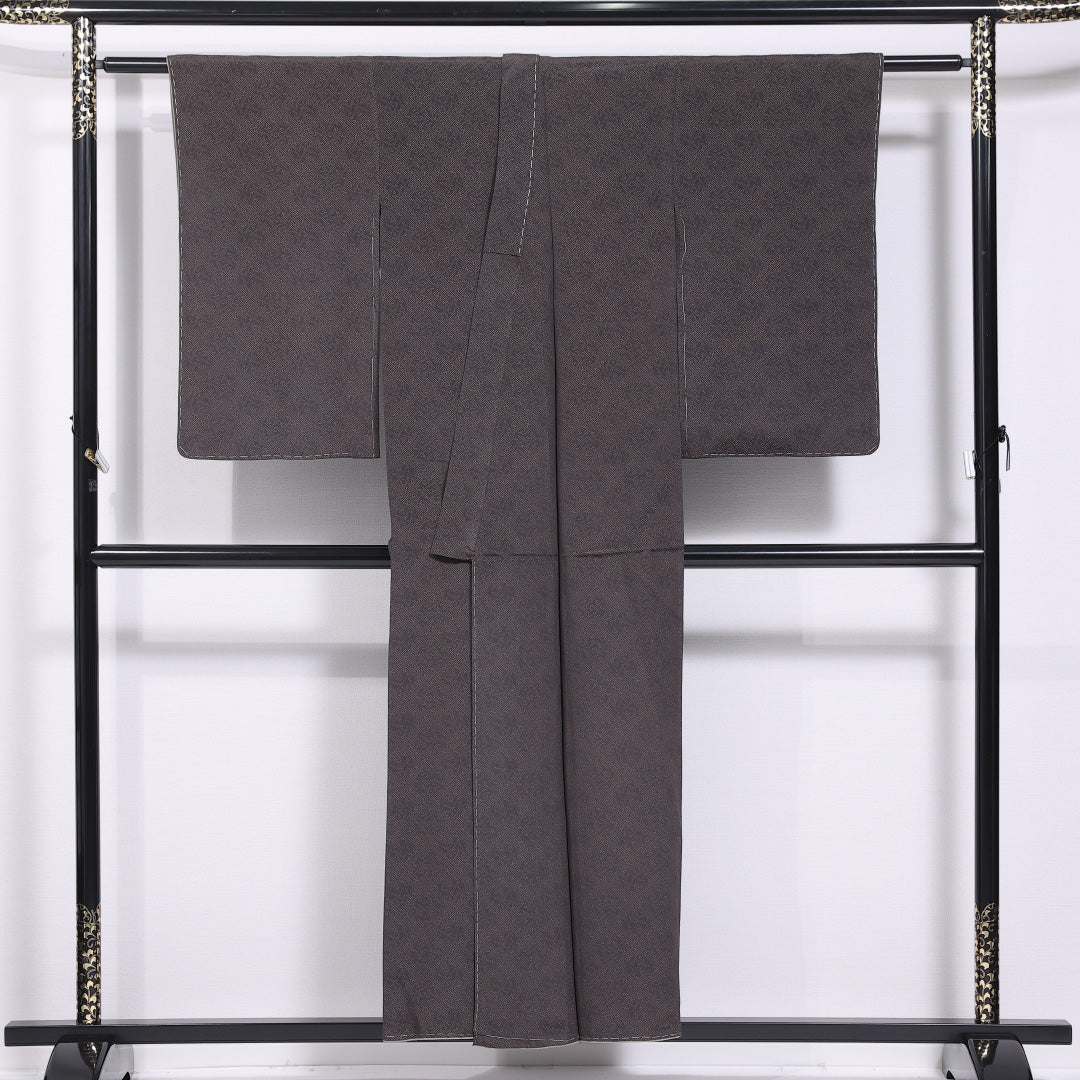 小紋 袷 身丈153cm 裄丈62cm 正絹 Sランク 紋意匠 (紗綾型) インフォーマル バチ衿 Sサイズ 創作柄 茶系 RP 1221-11608