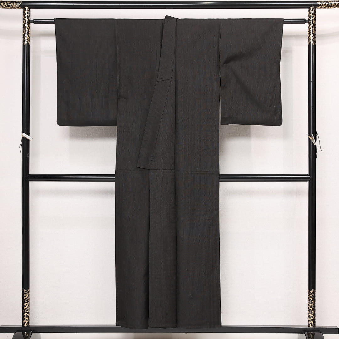 夏物 お召 夏物 身丈151cm 裄丈61cm 正絹 Aランク インフォーマル バチ衿 Sサイズ 無地 黒系 RP 1222-13345