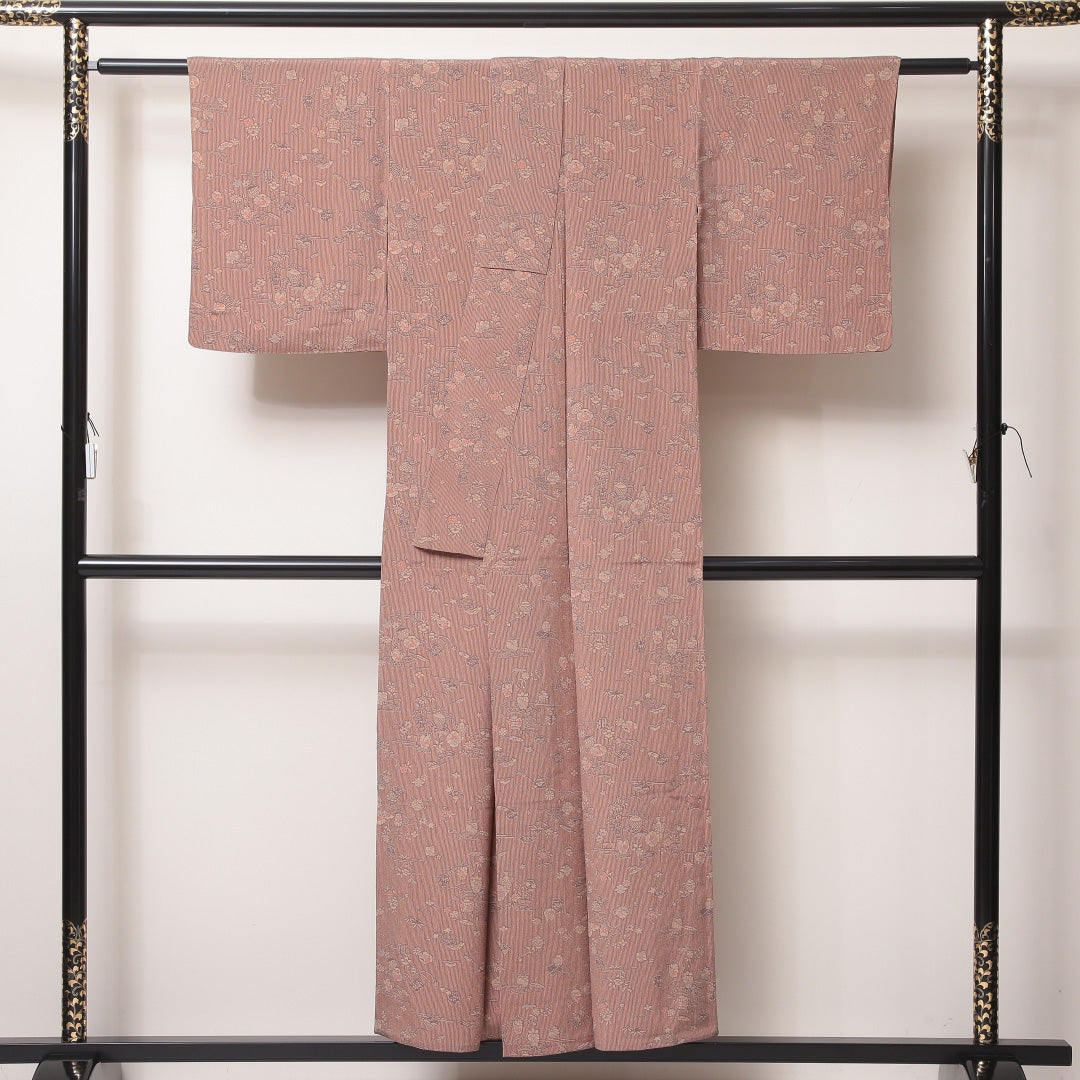 小紋 単衣 身丈151cm 裄60.5cm 正絹 鉄瓶 棗 茶系 ちりめん Sランク 1215-02185