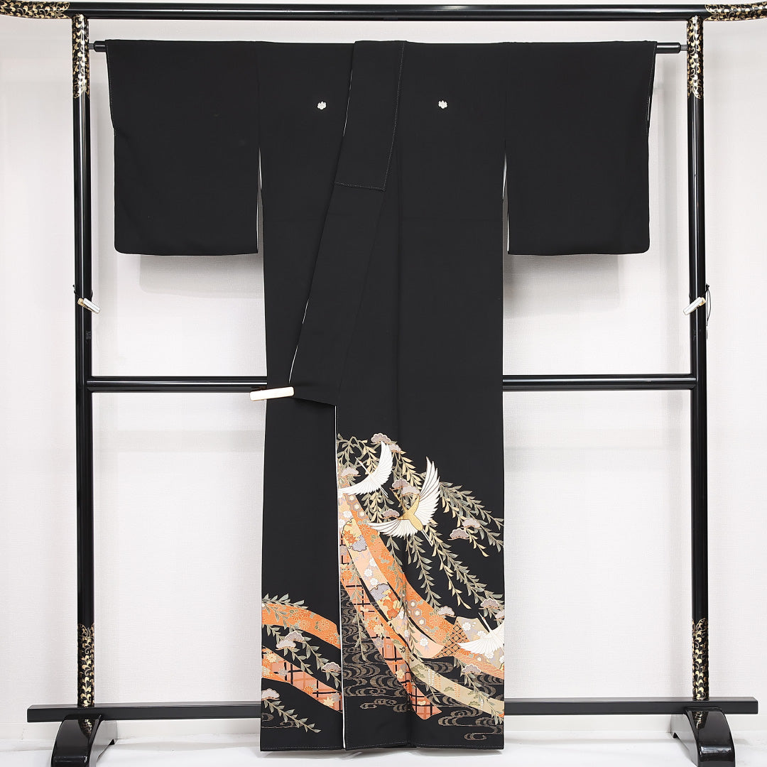 黒留袖 五つ紋 五三桐 身丈159cm 裄丈66cm Sランク 正絹 袷 比翼 広衿 M 鶴 吉祥文様 フォーマル 黒系 1211-F0525