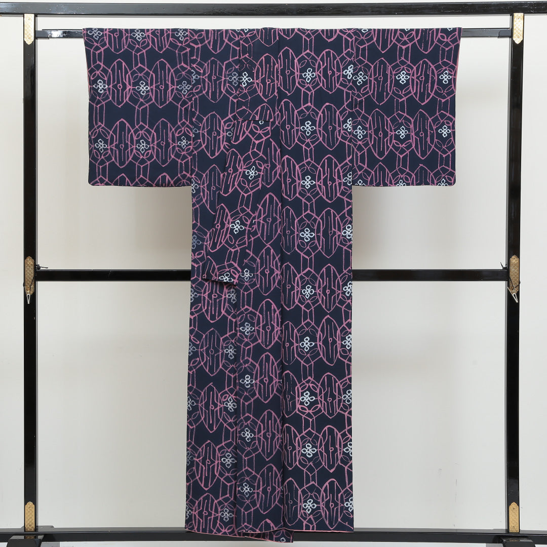 小紋 袷 身丈152cm 裄丈63cm 正絹 Aランク インフォーマル 広衿 Sサイズ 創作柄 ピンク系 RP 1221-01004