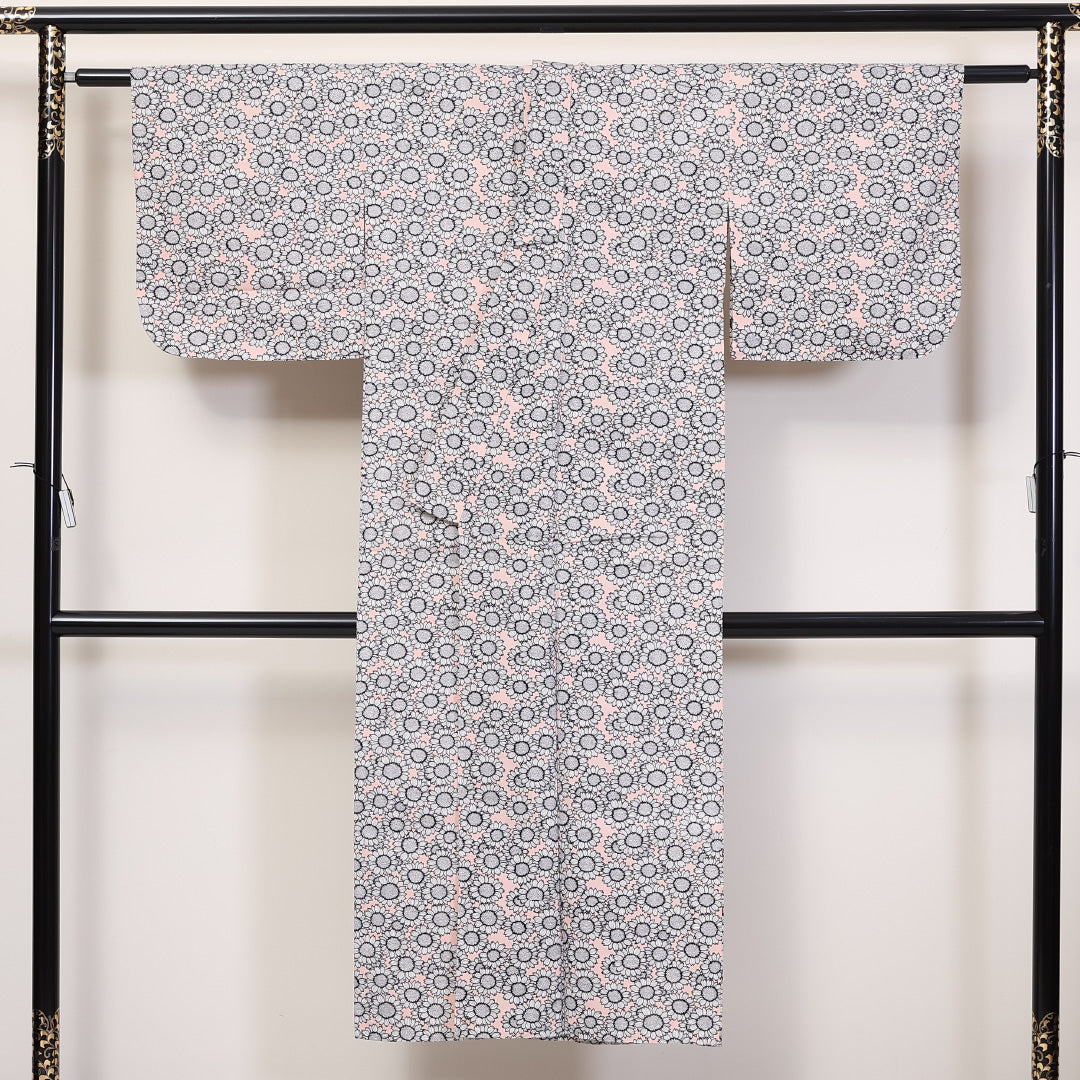 小紋 単衣 身丈138cm 裄63cm 洗える着物 木綿 向日葵 ピンク系 Sランク 1215-02296