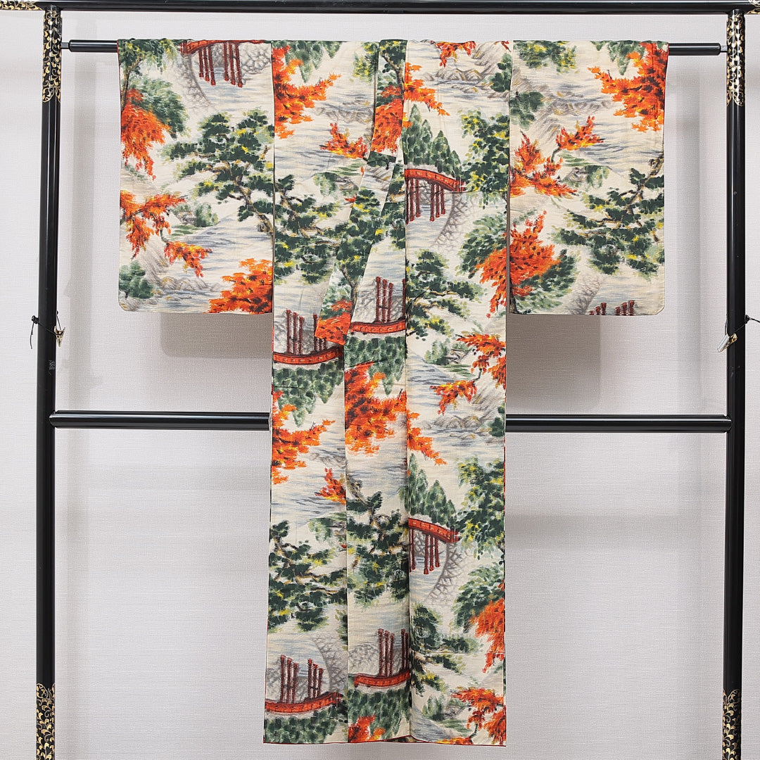 アンティーク 紬(銘仙) 袷 身丈144cm 裄丈61cm 正絹 Aランク XSサイズ バチ衿 橋 松 クリーム系 多色系 1216-15624