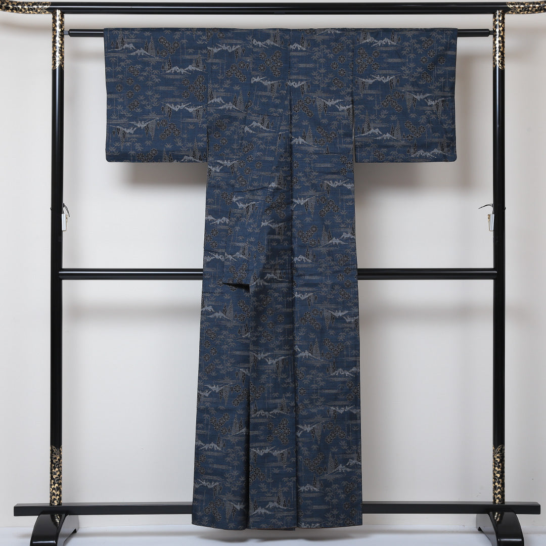 大島紬 袷 身丈157cm 裄丈62cm 正絹 Sランク インフォーマル 広衿 Mサイズ 古典柄 紺系 RP 1223-03041